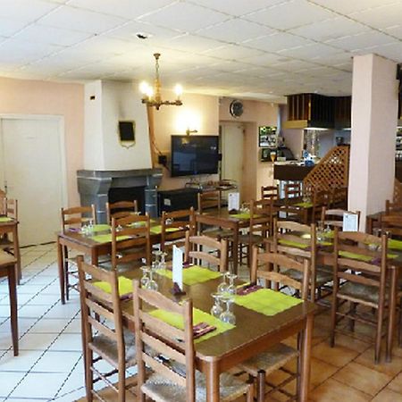 Hotel Restaurant Du Pont-Vieux Сен-Флур Экстерьер фото